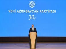 Azerbaijani president addresses 30th-anniversary celebration of ruling party [PHOTO]