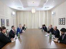 Azerbaijani President receives US Assistant Secretary of State for Energy Resources [VIDEO]